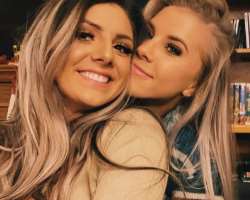 Noel is openly lesbian. She and Autumn Brooke got engaged in December 2020.